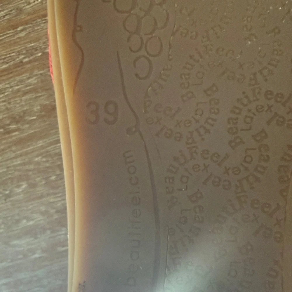 Beautifeel Coral Sparkle Nubuck Women's Shoes size 39